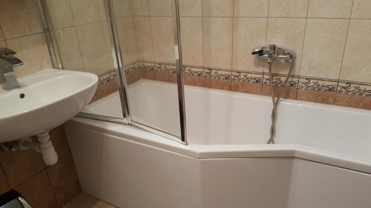 Safari Apartman Hajdúszoboszló Extérieur photo
